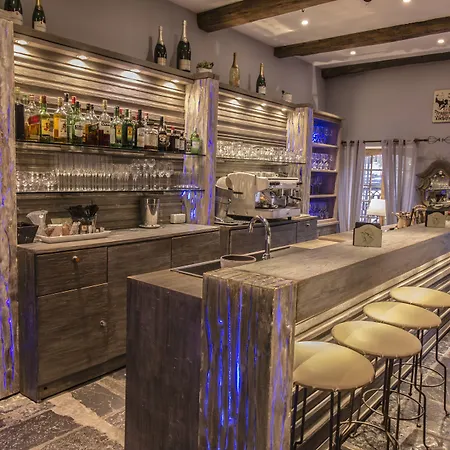 La Malle Poste Hotel Rochefort