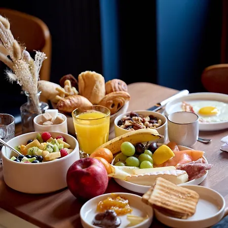 La Malle Poste Otel 3*